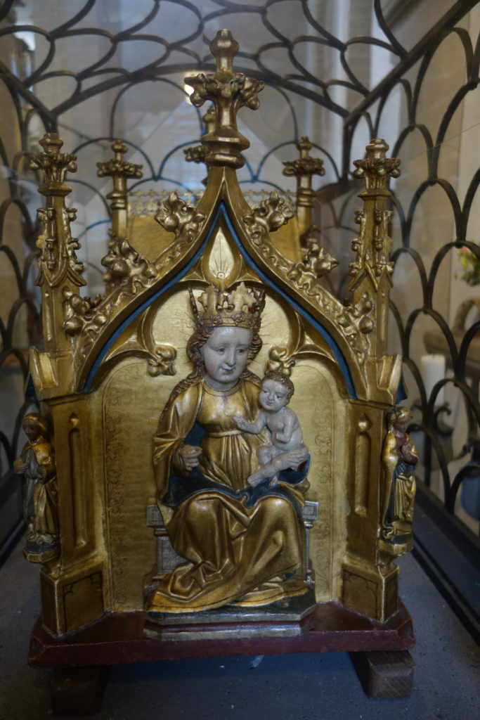 Restaurierung von Skulpuren, Plastiken, Selters, Usingen, Nassau, Bad Ems, Luxemburg, Luxembourg, Trier, cochem, 