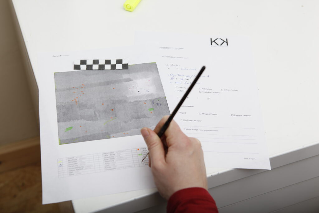 Was kostet eine Gemälderestaurierung?
Kosten Restaurierung Ölgemälde
Gemälde restaurieren Preis